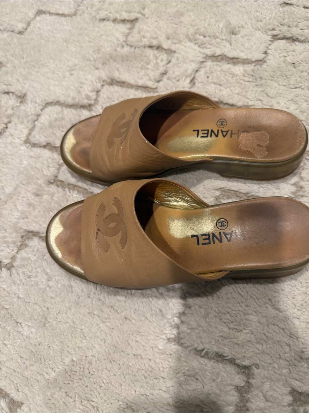 Vintage CHANEL Cognac Leather CC Logo Slide Mules - Picture 2 of 3